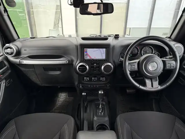 クライスラー・ジープ ジープ ラングラー アンリミテッド サハラ 道南・函館 2018(平30)年 4.7万km 黒 社外ＳＤナビ/フルセグＴＶ/夏冬タイヤ/横滑り防止装置/クルーズコントロール/ETC/リモコンキー/ダウンヒルコントロールアシスト/ドライブレコーダー/ワンオーナー