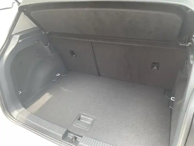 フォルクスワーゲン Ｔ－クロス TSI 1stプラス 栃木県 2020(令2)年 5.8万km ピュアホワイト スマートキー/ナビ/フルセグTV/バックカメラ/ETC/ドラレコF/R/ACC/フロントアシスト /レーンキープアシスト/ブラインドスポット /パークアシスト /ワイヤレスチャージ /AppleCarPlay/パークディスタンスコントロール