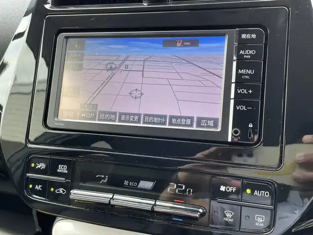 トヨタ プリウス S 群馬県 2016(平28)年 6.9万km 黒 純正ＳＤナビ/Ｂｌｕｅｔｏｏｔｈ/ワンセグＴＶ/ＣＤ/ＡＭＦＭ/バックカメラ/ＥＴＣ/オートライト/レーンキープアシスト/衝突軽減ブレーキ/レーダークルーズコントロール/社外エアロ/社外アルミホイール/革調シートカバー