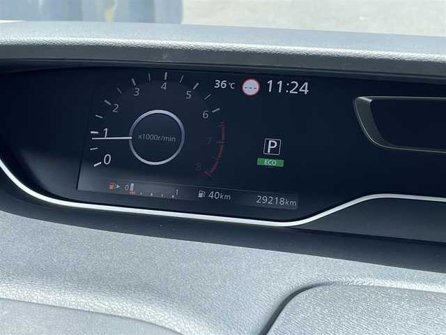 日産 セレナ オーテック セーフティパッケージ 滋賀県 2022(令4)年 3万km ブリリアントホワイトパール 純正12.3インチナビ/・Bluetooth/・フルセグTV/・DVD/・CD/フリップダウンモニター/全方位カメラ/両側パワースライドドア/前後ドライブレコーダー/ETC/革シート/追従クルーズコントロール/ステアリングスイッチ/スマートキー/レーンキープアシスト/横滑り防止機能/衝突軽減機能