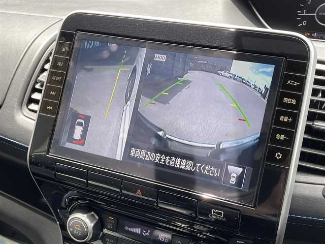 日産 セレナ オーテック セーフティパッケージ 滋賀県 2022(令4)年 3万km ブリリアントホワイトパール 純正12.3インチナビ/・Bluetooth/・フルセグTV/・DVD/・CD/フリップダウンモニター/全方位カメラ/両側パワースライドドア/前後ドライブレコーダー/ETC/革シート/追従クルーズコントロール/ステアリングスイッチ/スマートキー/レーンキープアシスト/横滑り防止機能/衝突軽減機能