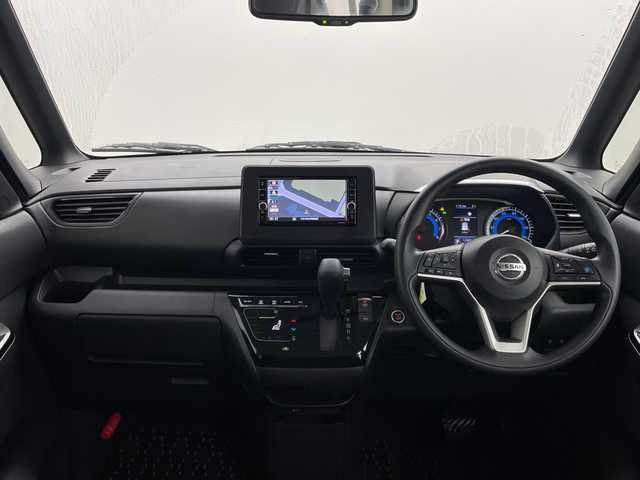 日産 ルークス HWS X プロパイロットED 茨城県 2021(令3)年 1.3万km ブラック 純正ナビ（ＢＴ，フルセグＴＶ）　/アラウンドビューモニター　/プロパイロット　/インテリジェントクルコン　/コーナーセンサー　/エマージェンシーブレーキ　/レーンキープ　/純正１４インチＡＷ　/ＬＥＤアルミホイール/プッシュスタート/ステアリングリモコン/アイドリングストップ