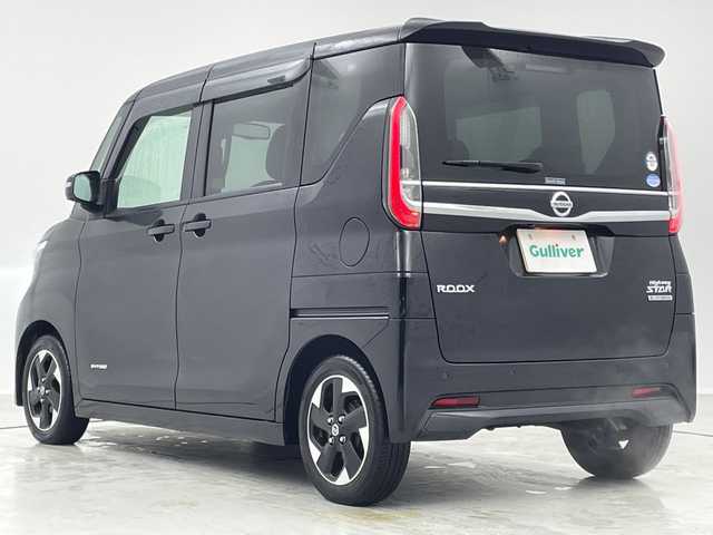 日産 ルークス HWS X プロパイロットED 茨城県 2021(令3)年 1.3万km ブラック 純正ナビ（ＢＴ，フルセグＴＶ）　/アラウンドビューモニター　/プロパイロット　/インテリジェントクルコン　/コーナーセンサー　/エマージェンシーブレーキ　/レーンキープ　/純正１４インチＡＷ　/ＬＥＤアルミホイール/プッシュスタート/ステアリングリモコン/アイドリングストップ