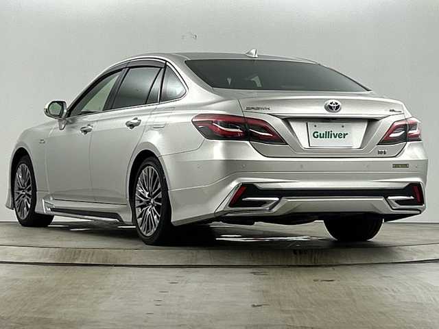 トヨタ クラウン ハイブリッド G－エグゼクティブ 愛知県 2018(平30)年 3.9万km プレシャスシルバー 禁煙車/純正8インチナビ/（CD/DVD/Bluetooth/フルセグTV/USB)/TRDエアロ/トヨタセーフティセンス/・プリクラッシュセーフティ/・レーンキープアシスト/・オートマチックハイビーム/・追従式クルーズコントロール/・クリアランスソナー/パーキングアシスト/ブラインドスポットモニター/ヘッドアップディスプレイ/ETC2.0/ドライブレコーダー/デジタルインナーミラー/レザーシート/シートベンチレーション/シートヒーター/パワーシート/メモリシート/パドルシフト/スマートキー/スペアキー・カードキー有/純正18インチアルミホイール/LEDヘッドライト/フロントフォグライト/純正フロアマット