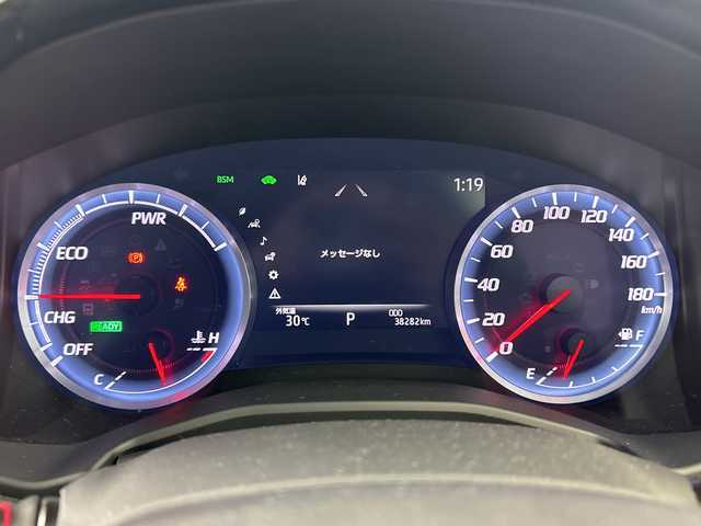トヨタ クラウン ハイブリッド G－エグゼクティブ 愛知県 2018(平30)年 3.9万km プレシャスシルバー 禁煙車/純正8インチナビ/（CD/DVD/Bluetooth/フルセグTV/USB)/TRDエアロ/トヨタセーフティセンス/・プリクラッシュセーフティ/・レーンキープアシスト/・オートマチックハイビーム/・追従式クルーズコントロール/・クリアランスソナー/パーキングアシスト/ブラインドスポットモニター/ヘッドアップディスプレイ/ETC2.0/ドライブレコーダー/デジタルインナーミラー/レザーシート/シートベンチレーション/シートヒーター/パワーシート/メモリシート/パドルシフト/スマートキー/スペアキー・カードキー有/純正18インチアルミホイール/LEDヘッドライト/フロントフォグライト/純正フロアマット