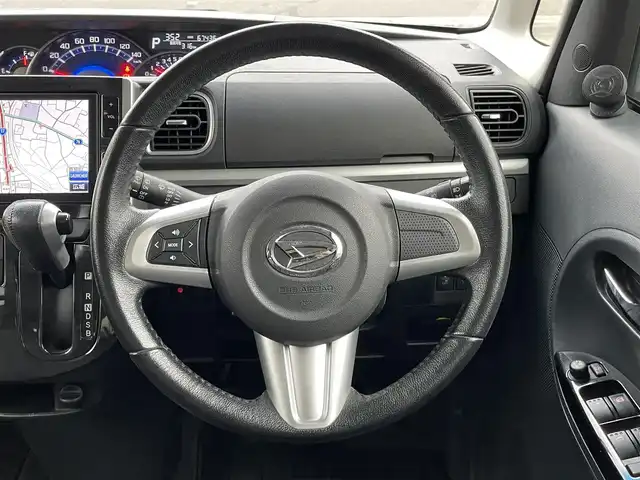 ダイハツ タント カスタム RS トップED SA 群馬県 2015(平27)年 6.8万km ブラックマイカメタリック スマートアシスト/純正8インチナビ/　　Bluetooth/フルセグ/FM/AM/CD/DVD/    ipod/USB/HDMI/SD/SDメモリ/バックカメラ/両側パワースライドドア/オートLEDヘッドライト/フォグランプ/本革巻きステアリング/社外オーディオ/純正15インチアルミホイール/純正フロアマット/ふらつき防止/前後ドライブレコーダー/ETC