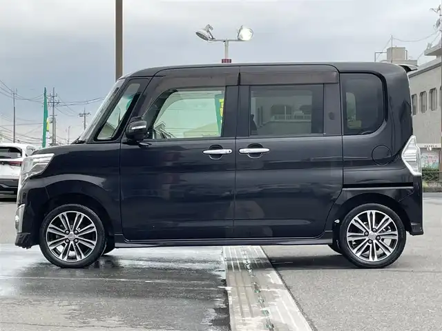 ダイハツ タント カスタム RS トップED SA 群馬県 2015(平27)年 6.8万km ブラックマイカメタリック スマートアシスト/純正8インチナビ/　　Bluetooth/フルセグ/FM/AM/CD/DVD/    ipod/USB/HDMI/SD/SDメモリ/バックカメラ/両側パワースライドドア/オートLEDヘッドライト/フォグランプ/本革巻きステアリング/社外オーディオ/純正15インチアルミホイール/純正フロアマット/ふらつき防止/前後ドライブレコーダー/ETC