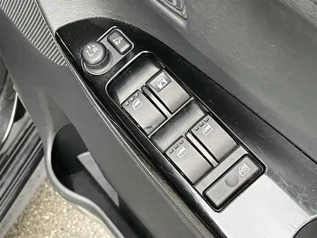 ダイハツ タント カスタム RS トップED SA 群馬県 2015(平27)年 6.8万km ブラックマイカメタリック スマートアシスト/純正8インチナビ/　　Bluetooth/フルセグ/FM/AM/CD/DVD/    ipod/USB/HDMI/SD/SDメモリ/バックカメラ/両側パワースライドドア/オートLEDヘッドライト/フォグランプ/本革巻きステアリング/社外オーディオ/純正15インチアルミホイール/純正フロアマット/ふらつき防止/前後ドライブレコーダー/ETC