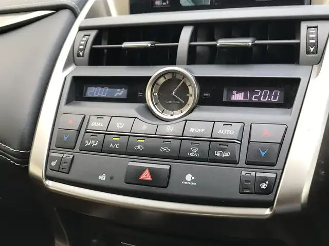 レクサス ＮＸ 200t Iパッケージ 富山県 2015(平27)年 7.4万km レッドマイカクリスタルシャイン 〇純正ナビ/〇フルセグTV/〇バックカメラ/〇ビルトインETC/〇クルーズコントロール/〇LEDヘッドランプ/〇オートライト/〇フォグランプ/〇純正18インチアルミ/〇革巻きステアリング/〇ステアリングヒーター/〇パドルシフト/〇左右独立オートエアコン/〇革シート/〇シートヒーター/〇パワーシート