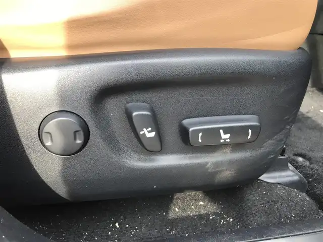 レクサス ＮＸ 200t Iパッケージ 富山県 2015(平27)年 7.4万km レッドマイカクリスタルシャイン 〇純正ナビ/〇フルセグTV/〇バックカメラ/〇ビルトインETC/〇クルーズコントロール/〇LEDヘッドランプ/〇オートライト/〇フォグランプ/〇純正18インチアルミ/〇革巻きステアリング/〇ステアリングヒーター/〇パドルシフト/〇左右独立オートエアコン/〇革シート/〇シートヒーター/〇パワーシート