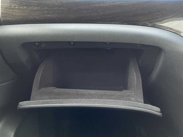 日産 エルグランド 250ハイウェイスター 茨城県 2013(平25)年 11.2万km ファントムブラック (株)IDOMが運営する【じしゃロン水戸店】の自社ローン専用車両になりますこちらは現金またはオートローンご利用時の価格です。自社ローンご希望の方は別途その旨お申付け下さい/純正ナビ/AM/FM/CD/Bluetooth/TV（フルセグ）/後席モニター/バックカメラ/片側パワースライド（左）/オッドマン/三列シート/後席エアコン/AUTOライト/パワーウインドウ/プッシュスタート/スタットレスタイヤ/ドアバイザー