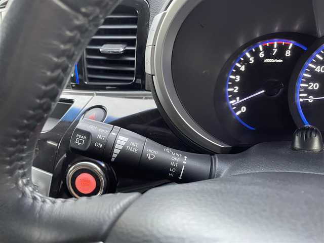 日産 エルグランド 250ハイウェイスター 茨城県 2013(平25)年 11.2万km ファントムブラック (株)IDOMが運営する【じしゃロン水戸店】の自社ローン専用車両になりますこちらは現金またはオートローンご利用時の価格です。自社ローンご希望の方は別途その旨お申付け下さい/純正ナビ/AM/FM/CD/Bluetooth/TV（フルセグ）/後席モニター/バックカメラ/片側パワースライド（左）/オッドマン/三列シート/後席エアコン/AUTOライト/パワーウインドウ/プッシュスタート/スタットレスタイヤ/ドアバイザー