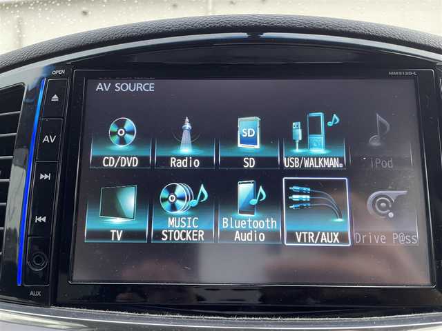 日産 エルグランド 250ハイウェイスター 茨城県 2013(平25)年 11.2万km ファントムブラック (株)IDOMが運営する【じしゃロン水戸店】の自社ローン専用車両になりますこちらは現金またはオートローンご利用時の価格です。自社ローンご希望の方は別途その旨お申付け下さい/純正ナビ/AM/FM/CD/Bluetooth/TV（フルセグ）/後席モニター/バックカメラ/片側パワースライド（左）/オッドマン/三列シート/後席エアコン/AUTOライト/パワーウインドウ/プッシュスタート/スタットレスタイヤ/ドアバイザー