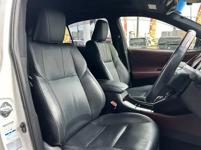 トヨタ ハリアー プレミアム 香川県 2014(平26)年 7.9万km ホワイトパールクリスタルシャイン 4WD車/社外HDDナビ/フルセグ/CD/DVD/BT/バックカメラ/サンルーフ/黒革シート/パワーシート/シートヒーター/電動テールゲート/オートハイビーム/LEDヘッドライト/スマートキー