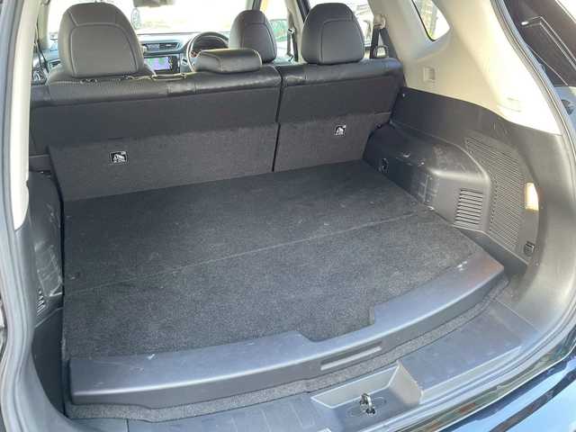 日産 エクストレイル ハイブリッド 20X 宮崎県 2018(平30)年 3.6万km ダイヤモンドブラック 全方位カメラ/純正ナビ/プロパイロット操舵支援/レーダークルーズコントロール/パワーバックドア/カプロンシート/コーナーセンサー/ルーフレール/前後ドラレコ/ＥＴＣ/Ｂｌｕｅｔｏｏｔｈ　ＴＶ　ＤＶＤ　ＡＵＸ/プッシュスタート/スマートキー/スペアキー/保証書/取扱説明書