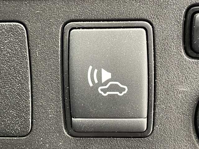 日産 ノート 千葉県 2018(平30)年 1.3万km ガーネットレッド 衝突軽減ブレーキ/レーンキープアシスト/レーダークルーズコントロール/純正SDナビ/（フルセグ/Bluetooth/CD/DVD/FM/AM）/ETC/アイドリングストップ/ハーフレザーシート/デジタルインナーミラー/LEDヘッドライト/フォグライト/電動格納ミラー