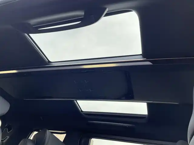 トヨタ アルファードハイブリット Z 東京都 2024(令6)年 1万km ホワイトパールクリスタルシャイン トヨタチームメイト　/セーフティセンス　/左右独立ムーンルーフ　/ユニバーサルステップ　/パワーサンシェード　/パノラミックビューモニター　/ブラインドスポットモニター　/デジタルインナーミラー