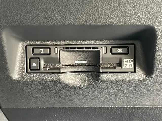 トヨタ アルファードハイブリット Z 東京都 2024(令6)年 1万km ホワイトパールクリスタルシャイン トヨタチームメイト　/セーフティセンス　/左右独立ムーンルーフ　/ユニバーサルステップ　/パワーサンシェード　/パノラミックビューモニター　/ブラインドスポットモニター　/デジタルインナーミラー