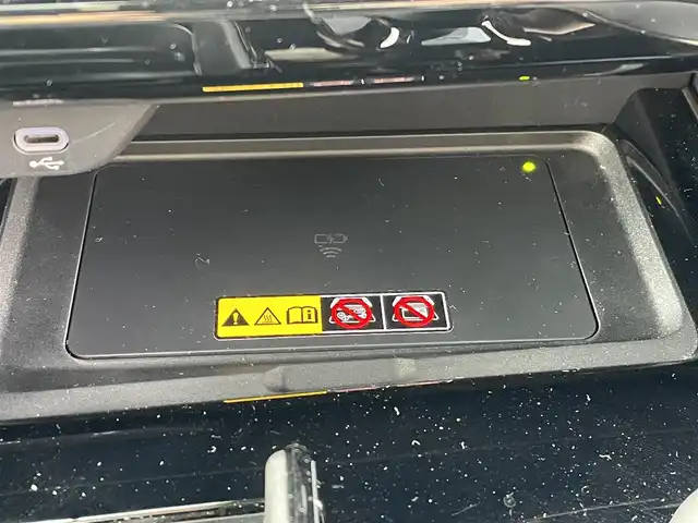 トヨタ アルファードハイブリット Z 東京都 2024(令6)年 1万km ホワイトパールクリスタルシャイン トヨタチームメイト　/セーフティセンス　/左右独立ムーンルーフ　/ユニバーサルステップ　/パワーサンシェード　/パノラミックビューモニター　/ブラインドスポットモニター　/デジタルインナーミラー