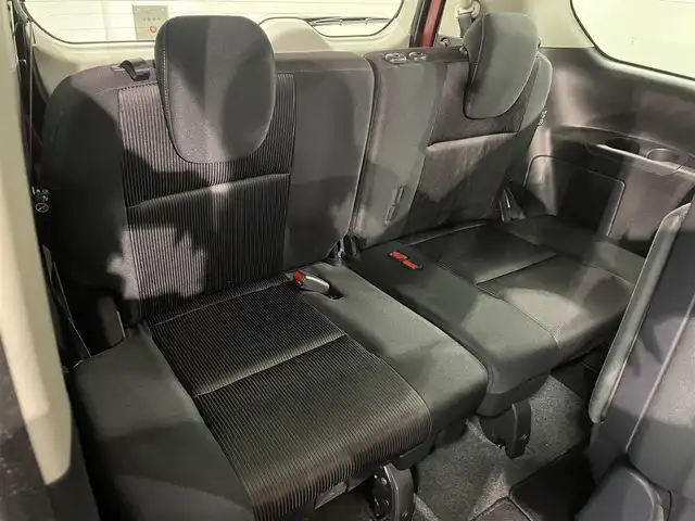 日産 セレナ ハイウェイスター プロパイロットED 愛知県 2016(平28)年 5.4万km マルーンレッド 2トーン 純正10インチナビ/プロパイロット/衝突軽減ブレーキ/両側電動スライドドア/ビルトインETC/LEDヘッドライト/バックカメラ/フルセグＴＶ/Ｂｌｕｅｔｏｏｔｈ/コーナーセンサー/レーンキープアシスト/HDMI接続/プッシュスタート/USB接続/スマートキー/CD/DVD再生/アイドリングストップ/ミュージックサーバー/ミュージックプレイヤー接続/純正フロアマット/純正アルミホイール/オートライト/禁煙車/2トーンカラー/ウィンカーミラー/電動格納ミラー/フォグランプ/電動パーキングブレーキ/オートブレーキホールド/横滑り防止装置/ステアリングリモコン/ハンズフリーパワースライドドア/Wエアコン