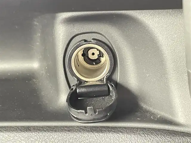 日産 セレナ ハイウェイスター G 千葉県 2016(平28)年 8.1万km シャイニングブルー 禁煙車　/純正９型ナビ　/　フルセグＴＶ　ＢＴ　ＣＤ　ＤＶＤ　/後席モニター　/全周囲カメラ　/両側電動スライドドア　/衝突軽減ブレーキ/車線逸脱警報　/クルーズコントロール　/衝突軽減システム　/ＥＴＣ　/ＬＥＤヘッドライト　/フォグランプ/ステアリングスイッチ/純正フロアマット