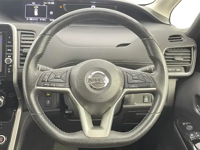 日産 セレナ ハイウェイスター G 千葉県 2016(平28)年 8.1万km シャイニングブルー 禁煙車　/純正９型ナビ　/　フルセグＴＶ　ＢＴ　ＣＤ　ＤＶＤ　/後席モニター　/全周囲カメラ　/両側電動スライドドア　/衝突軽減ブレーキ/車線逸脱警報　/クルーズコントロール　/衝突軽減システム　/ＥＴＣ　/ＬＥＤヘッドライト　/フォグランプ/ステアリングスイッチ/純正フロアマット