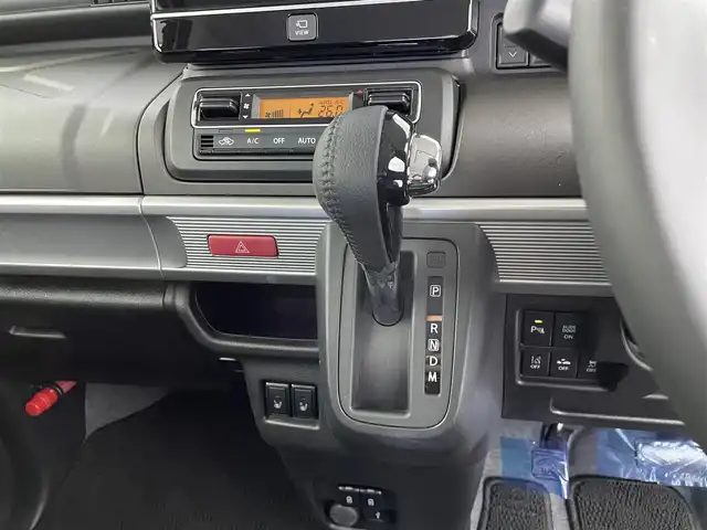 スズキ スペーシア ギア HYBRID XZターボ 宮城県 2022(令4)年 0.9万km アクティブイエロー/ガンメタリック2トーン 純正９型ナビ　/全周囲カメラ　/両側電動スライドドア　/ヘッドアップディスプレイ/スマートフォン連携　/シートヒーター　/パーキングセンサー　/レーダークルーズコントロール　/衝突軽減ブレーキ　/レーンキープアシスト　/ＬＥＤヘッドライト　/オートハイビーム　/フルセグＴＶ/CD/DVDプレーヤー/前後ドライブレコーダー/ビルトインETC/充電用USBポート/TVキャンセラー/純正14インチAW/禁煙車