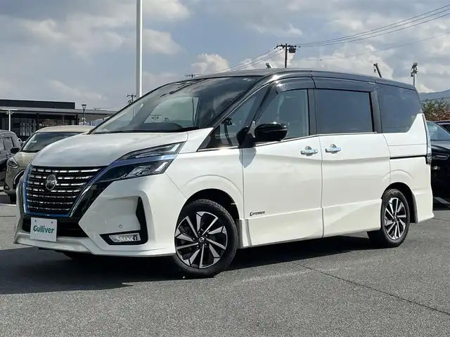 日産 セレナ e－パワー ハイウェイスター V 奈良県 2020(令2)年 4.8万km ブリリアントホワイトパール 2トーン 純正10インチナビ（MM520D-L）/（フルセグ/BT/CD/DVD）/純正フリップダウンモニター/プロパイロット/全方位モニター/ブラインドスポットモニター/前後コーナーセンサー/衝突軽減システム/レーンキープアシスト/両側パワースライドドア/前席シートヒーター/ステアリングヒーター/前方ドライブレコーダー（DH5-D）/デジタルインナーミラー/ETC/純正16インチAW/取り扱い説明書