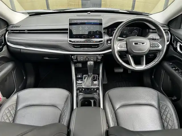 クライスラー・ジープ ジープ コマンダー リミテッド 石川県 2023(令5)年 2万km 黒 サンルーフ/メーカーナビ/全方位カメラ/レザーシート/パワーリアゲート/シートヒーター/BSM/ステアリングヒーター/シートメモリー/レーンキープ/衝突軽減/ETC２．０