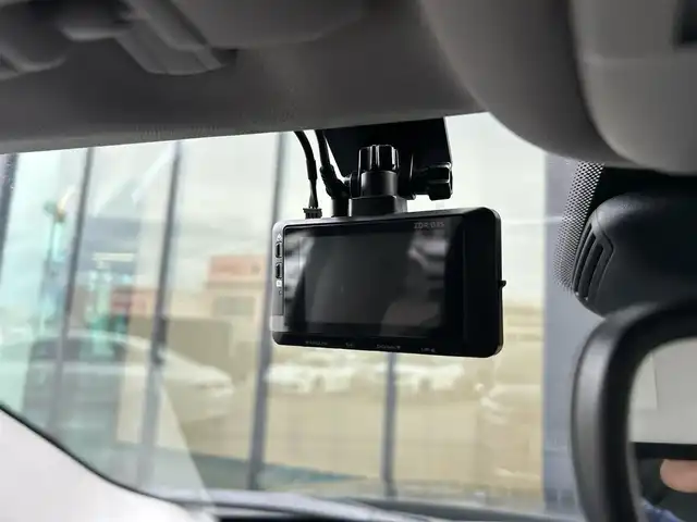 クライスラー・ジープ ジープ コマンダー リミテッド 石川県 2023(令5)年 2万km 黒 サンルーフ/メーカーナビ/全方位カメラ/レザーシート/パワーリアゲート/シートヒーター/BSM/ステアリングヒーター/シートメモリー/レーンキープ/衝突軽減/ETC２．０