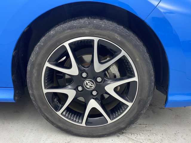 トヨタ ヤリス ハイブリッド Z 宮城県 2020(令2)年 8万km ブラック/シアンメタリック 禁煙車/ヘッドアップディスプレイ/トヨタセーフティーセンス/・レーダークルーズコントロール/・プリクラッシュセーフティーシステム/・パーキングサポートブレーキ/・ロードサインアシスト/・レーントレーシングアシスト/・クリアランスソナー/純正8インチディスプレイオーディオ/・BT.AM.FM.USB.Miracast/バックカメラ/前席シートヒーター/AC100V充電/ビルトインETC/純正ドライブレコーダー（F）/革巻きステアリング/ステアリングスイッチ/プッシュスタート/スマートキー2個/純正フロアマット/純正16インチアルミホイール/15インチアルミホイール付き冬タイヤ積込/ヘッドライトレベライザー/アイドリングストップ/横滑り防止機能