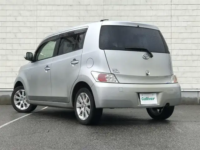 トヨタ ｂＢ Z Lパッケージ 富山県 2013(平25)年 7.8万km ブライトシルバーM 純正ナビ/フルセグTV/Bluetooth/スマートキー/ウインカーミラー/電動格納ミラー/ヘッドライトレベライザー/フォグランプ/パワーウインドウ/AAC