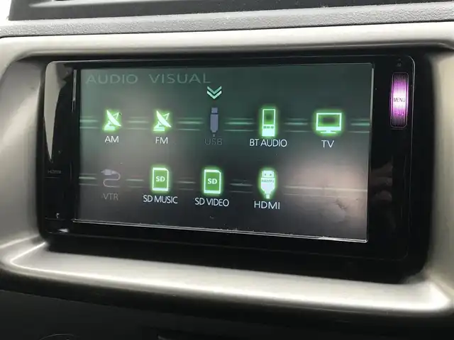 トヨタ ｂＢ Z Lパッケージ 富山県 2013(平25)年 7.8万km ブライトシルバーM 純正ナビ/フルセグTV/Bluetooth/スマートキー/ウインカーミラー/電動格納ミラー/ヘッドライトレベライザー/フォグランプ/パワーウインドウ/AAC