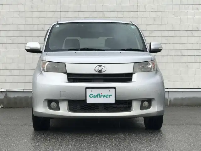 トヨタ ｂＢ Z Lパッケージ 富山県 2013(平25)年 7.8万km ブライトシルバーM 純正ナビ/フルセグTV/Bluetooth/スマートキー/ウインカーミラー/電動格納ミラー/ヘッドライトレベライザー/フォグランプ/パワーウインドウ/AAC