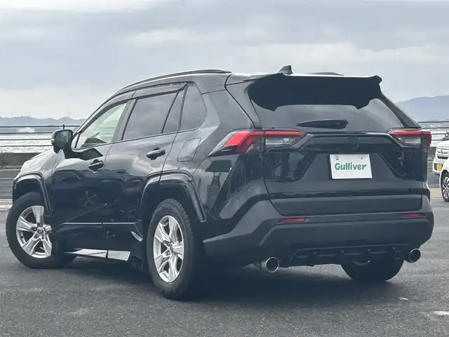 トヨタ ＲＡＶ４ X 島根県 2021(令3)年 6.4万km アティチュードブラックマイカ 登録時走行距離63978km/純正メーカーナビ/フルセグTV/クルーズコントロール（追従走行あり）/バックカメラ/コーナーセンサー前後/社外フルエアロ（ROWEN）/ブラインドスポットモニター/レーンキープアシスト/オートマチックハイビーム/LEDライト/ハーフレザーシート/デジタルインナーミラードラレコ付き/社外ドライブレコーダー/純正アルミホイール/純正フロアマット/ウィンカーミラー/ETC/プッシュスタート/保証書/取扱説明書