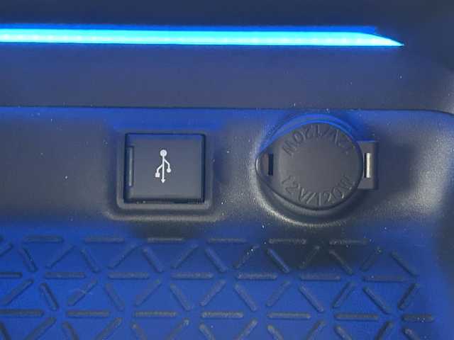 トヨタ ＲＡＶ４ X 島根県 2021(令3)年 6.4万km アティチュードブラックマイカ 登録時走行距離63978km/純正メーカーナビ/フルセグTV/クルーズコントロール（追従走行あり）/バックカメラ/コーナーセンサー前後/社外フルエアロ（ROWEN）/ブラインドスポットモニター/レーンキープアシスト/オートマチックハイビーム/LEDライト/ハーフレザーシート/デジタルインナーミラードラレコ付き/社外ドライブレコーダー/純正アルミホイール/純正フロアマット/ウィンカーミラー/ETC/プッシュスタート/保証書/取扱説明書