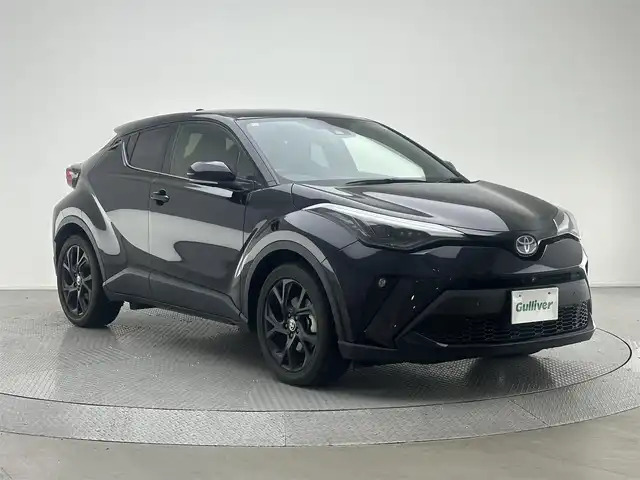 トヨタ Ｃ－ＨＲ G モード ネロセーフティプラスⅡ 兵庫県 2021(令3)年 4.5万km スパークリングブラックパールクリスタルシャイン 純正メモリナビ/（AM/FM/フルセグTV/Bluetooth）/バックカメラ/全方位カメラ/アダクティブクルーズコントロール/コーナーセンサー（前後）/横滑り防止装置/レーンキープアシスト/盗難防止装置/衝突軽減システム/カーテンエアバッグ/オートホールド/ブラインドスポットモニター/ハーフレザーシート/シートヒーター（D/N席）/LEDヘッドライト/オートライト/オートマチックハイビーム/ビルトインETC/ドライブレコーダー（前後）/純正18インチアルミホイール/純正フロアマット/スマートキー/スペアキー1本