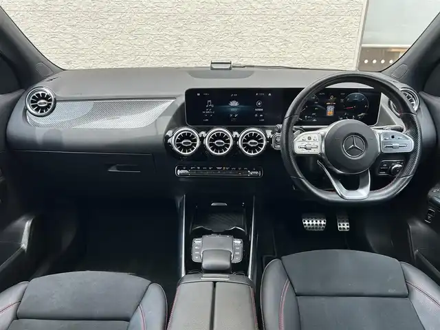 メルセデス・ベンツ ＧＬＡ２００ｄ 4マチック 大阪府 2020(令2)年 6.3万km マウンテングレー 純正１０インチナビ/(フルセグ/BT/CD/DVD)/パノラマルーフ/レーダークルーズコントロール/全方位モニター/ブラインドスポットモニター/パドルシフト/衝突軽減システム/レーンキープアシスト/前後コーナーセンサー/電動リアゲート/ハーフレザーシート/前席パワーシート/前席シートヒーター/純正１９インチAW/ETC2.0/保証書/取扱説明書/スペアキー　あり