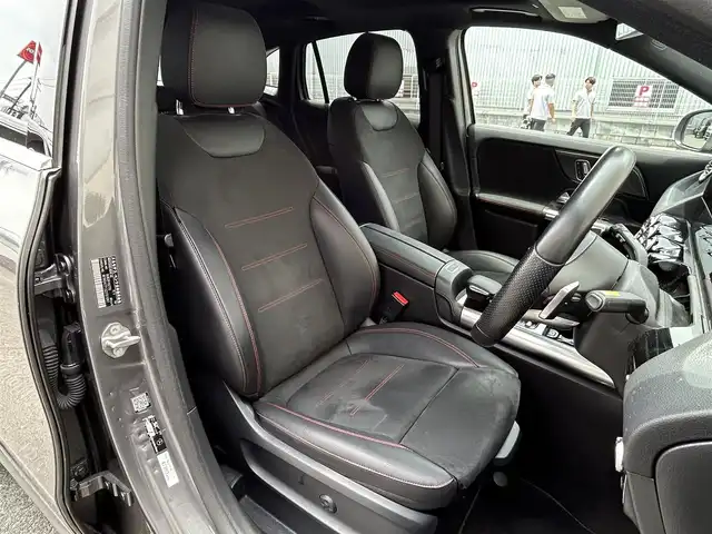 メルセデス・ベンツ ＧＬＡ２００ｄ 4マチック 大阪府 2020(令2)年 6.3万km マウンテングレー 純正１０インチナビ/(フルセグ/BT/CD/DVD)/パノラマルーフ/レーダークルーズコントロール/全方位モニター/ブラインドスポットモニター/パドルシフト/衝突軽減システム/レーンキープアシスト/前後コーナーセンサー/電動リアゲート/ハーフレザーシート/前席パワーシート/前席シートヒーター/純正１９インチAW/ETC2.0/保証書/取扱説明書/スペアキー　あり