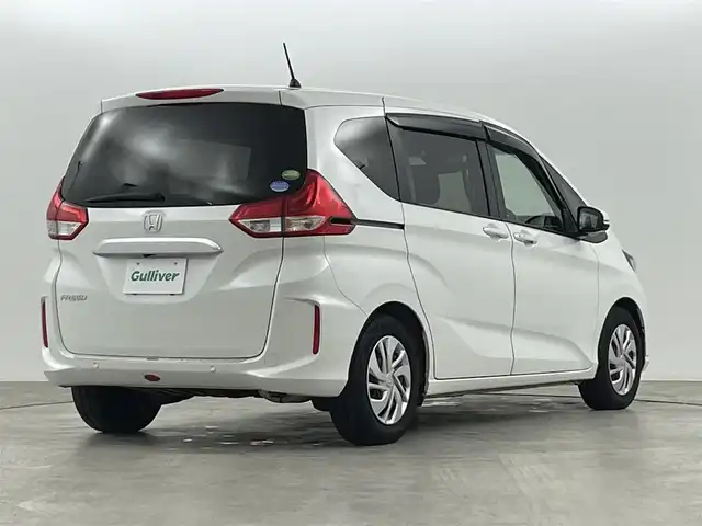 ホンダ フリード G ホンダセンシング 福島県 2020(令2)年 5.2万km プラチナホワイトパール ホンダセンシング　/・CMBS/・車線逸脱警報/・レーンアシスト/・レーダークルーズコントロール/バックカメラ　/純正ナビゲーション/【AM/FM/DVD/CD/Bluetooth/フルセグ】/型番:VXM-205CI/ドライブレコーダー　/両側パワースライドドア　/コーナーセンサー　/プッシュスタート　/・スマートキー　/・スペアキー　/ＬＥＤライト　/・オートライト　/寒冷地仕様　/ウィンカーミラー　/純正フロアマット/