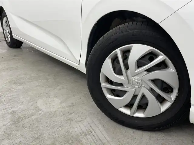 ホンダ フリード G ホンダセンシング 福島県 2020(令2)年 5.2万km プラチナホワイトパール ホンダセンシング　/・CMBS/・車線逸脱警報/・レーンアシスト/・レーダークルーズコントロール/バックカメラ　/純正ナビゲーション/【AM/FM/DVD/CD/Bluetooth/フルセグ】/型番:VXM-205CI/ドライブレコーダー　/両側パワースライドドア　/コーナーセンサー　/プッシュスタート　/・スマートキー　/・スペアキー　/ＬＥＤライト　/・オートライト　/寒冷地仕様　/ウィンカーミラー　/純正フロアマット/