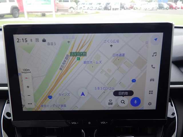 トヨタ カローラ クロス ハイブリッド Z 千葉県 2025(令7)年 0.1万km未満 プラチナホワイトパールマイカ 】HYBRID　Z　10.5インチディスプレイオーディオPlus（110/000円）ETC2.0（16/500円）　パーキングサポートブレーキ・ブラインドスポットモニター・パノラミッックビューモニタ-（122100円）/Toyota Safety Sense/・プリクラッシュセーフティ/・レーンディパーチャーアラート/・オートハイビーム/・レーダークルーズコントロール/アドバンスドパーク/アイドリングストップ/パワーバックドア/純正コネクティッドナビ/地デジTV/【Bluetooth接続】/パノラミックビューモニター/運転席パワーシート/前席シートヒーター/ハーフレザーシート/革巻きステアリング/ステアリングスイッチ/ETC（2.0）/LEDヘッドライト/フォグライト/ウインカーミラー/クリアランスソナー/純正18インチアルミホイル/サイド/カーテンエアバッグ/スマートキー