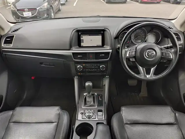 マツダ ＣＸ－５ XD Lパッケージ 新潟県 2016(平28)年 10.9万km チタニウムフラッシュマイカ (株)IDOMが運営する【じしゃロン新潟店】の自社ローン専用車両になります。/こちらは現金またはオートローンご利用時の価格です。自社ローンご希望の方は別途その旨お申付け下さい/ワンオーナー/4WD/純正SDナビ/FM/AM/CD/DVD視聴可能/フルセグTV視聴可能(走行中視聴不可)/Bluetooth/USB/AUX接続可能/バックカメラ/ETC/クルーズコントロール/プッシュスタート/電動パーキングブレーキ/シートメモリー機能/パワーシート(D席+N席)/シートヒーター(D席+N席)/レーンキープアシスト機能/電動格納ウィンカーミラー/コーナーセンサー(後方のみ)/スマートキー/取扱説明書