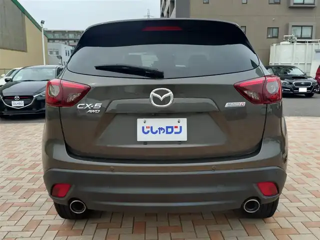 マツダ ＣＸ－５ XD Lパッケージ 新潟県 2016(平28)年 10.9万km チタニウムフラッシュマイカ (株)IDOMが運営する【じしゃロン新潟店】の自社ローン専用車両になります。/こちらは現金またはオートローンご利用時の価格です。自社ローンご希望の方は別途その旨お申付け下さい/ワンオーナー/4WD/純正SDナビ/FM/AM/CD/DVD視聴可能/フルセグTV視聴可能(走行中視聴不可)/Bluetooth/USB/AUX接続可能/バックカメラ/ETC/クルーズコントロール/プッシュスタート/電動パーキングブレーキ/シートメモリー機能/パワーシート(D席+N席)/シートヒーター(D席+N席)/レーンキープアシスト機能/電動格納ウィンカーミラー/コーナーセンサー(後方のみ)/スマートキー/取扱説明書