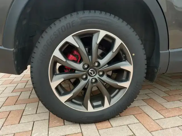 マツダ ＣＸ－５ XD Lパッケージ 新潟県 2016(平28)年 10.9万km チタニウムフラッシュマイカ (株)IDOMが運営する【じしゃロン新潟店】の自社ローン専用車両になります。/こちらは現金またはオートローンご利用時の価格です。自社ローンご希望の方は別途その旨お申付け下さい/ワンオーナー/4WD/純正SDナビ/FM/AM/CD/DVD視聴可能/フルセグTV視聴可能(走行中視聴不可)/Bluetooth/USB/AUX接続可能/バックカメラ/ETC/クルーズコントロール/プッシュスタート/電動パーキングブレーキ/シートメモリー機能/パワーシート(D席+N席)/シートヒーター(D席+N席)/レーンキープアシスト機能/電動格納ウィンカーミラー/コーナーセンサー(後方のみ)/スマートキー/取扱説明書