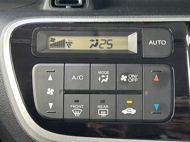 ホンダ Ｎ ＢＯＸ カスタム G ターボ Lパッケージ 島根県 2015(平27)年 6.9万km プレミアムホワイトパールⅡ CTBA/純正ナビ/CD/DVD/DTV/Bluetooth/バックカメラ/両側パワースライドドア/クルーズコントロール/ETC/ステアリングスイッチ/パドルシフト/HIDオートライト/純正フロアマット/ドアバイザー/純正アルミホイール/スマートキー/プッシュスタート