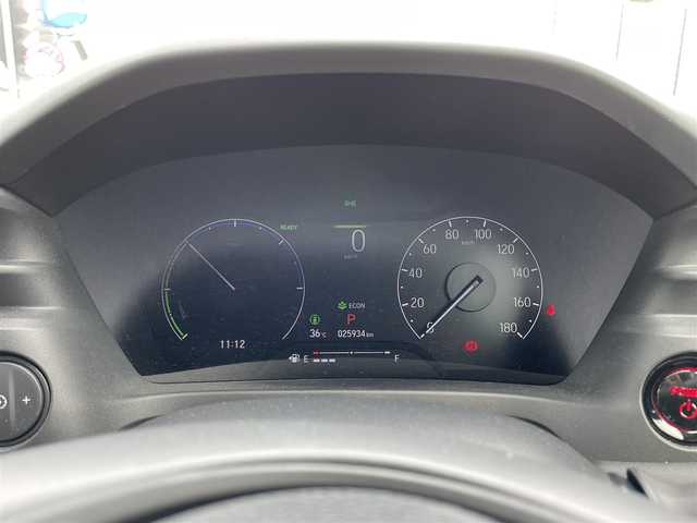 ホンダ ヴェゼル ハイブリッド e:HEV X 滋賀県 2023(令5)年 2.6万km メテオロイドグレーメタリック 純正９型ナビ/CD/DVD/SD/USB/Bluetooth/ETC/バックカメラ/ホンダセンシング/追従クルーズコントロール/前後ドライブレコーダー/プッシュスタート/スマートキー/LEDヘッドライト/オートハイビーム/純正アルミホイール