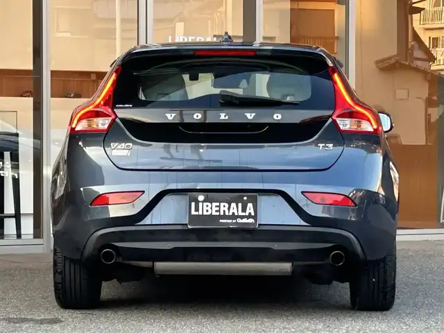 ボルボ Ｖ４０ T3 タックエディション 福岡県 2019(平31)年 3.5万km デニムブルーメタリック ナビ　/バックカメラ　/コーナーセンサー　/ＣＤ／ＤＶＤ　/ＡＣＣ　/ＢＳＭ　/レーンキープ　/衝突軽減Ｂ　/ハーフレザーシート　/シートヒーター　/スマートキー　/ＬＥＤヘッドライト　/純正１６インチＡＷ　/ＥＴＣ