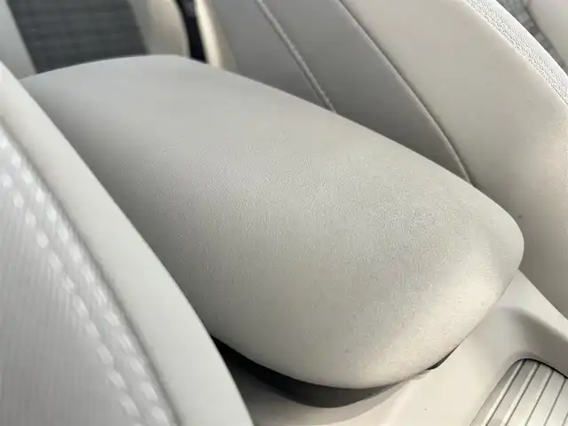 ボルボ Ｖ４０ T3 タックエディション 福岡県 2019(平31)年 3.5万km デニムブルーメタリック ナビ　/バックカメラ　/コーナーセンサー　/ＣＤ／ＤＶＤ　/ＡＣＣ　/ＢＳＭ　/レーンキープ　/衝突軽減Ｂ　/ハーフレザーシート　/シートヒーター　/スマートキー　/ＬＥＤヘッドライト　/純正１６インチＡＷ　/ＥＴＣ