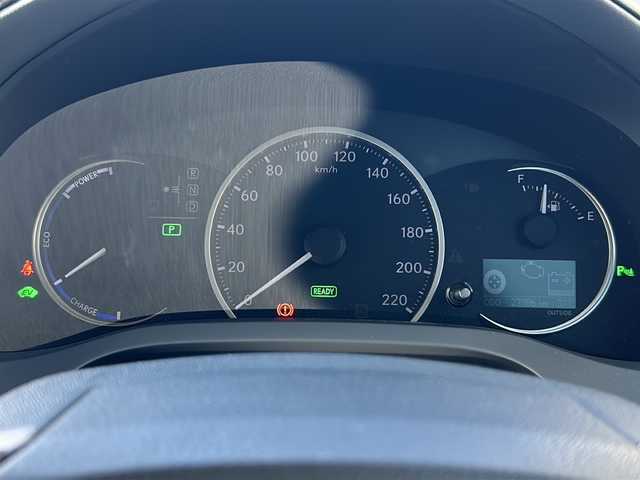 レクサス ＣＴ 200h 山口県 2015(平27)年 2.8万km ソニッククォーツ 禁煙車/ワンオーナー/スマートキー/プッシュスタート/ETC/純正HDDナビ/(DTV/BT/DVD/ラジオ)/バックカメラ/クリアランスソナー/左右分離型フルオートエアコン/シートヒーター/リモートタッチ/USB端子/純正アルミホイール/純正フロアマット/パドルシフト/SOSボタン/保証書/取扱説明書/記録簿
